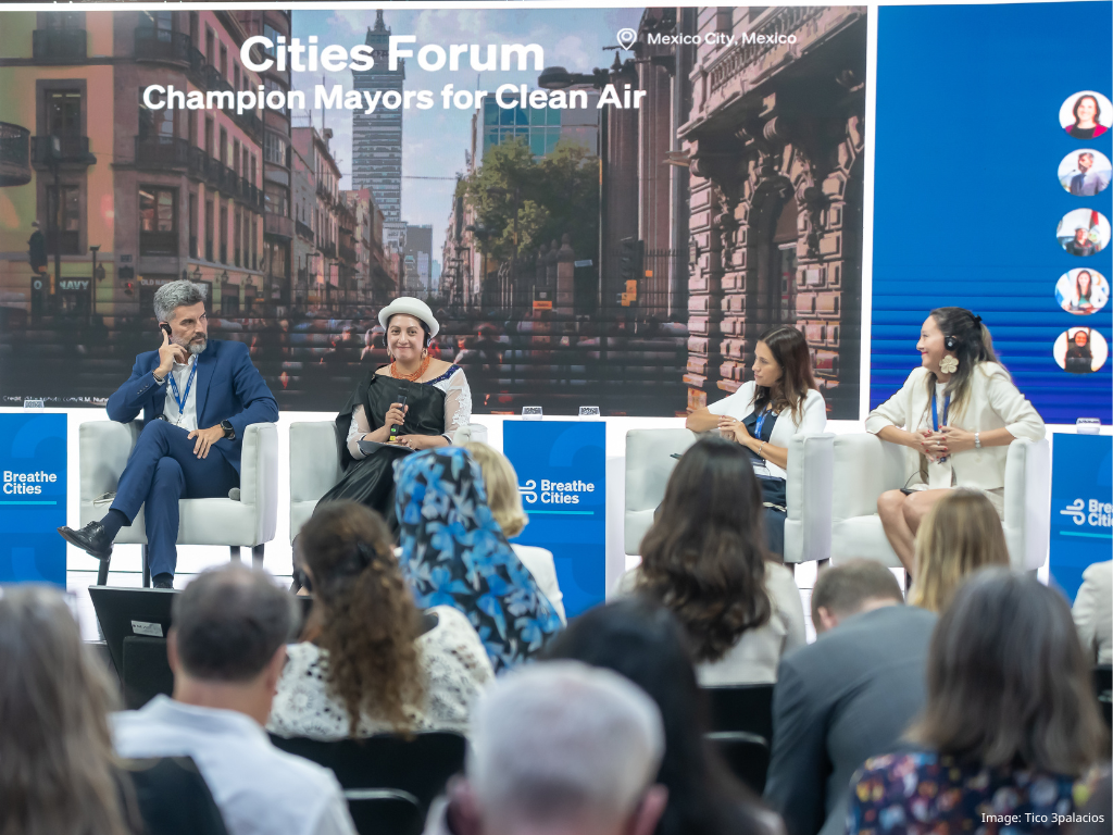 Mayors at the Cities Forum in Cartagena